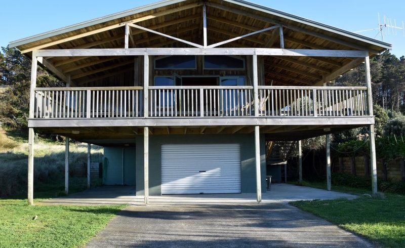  at 88 Akitio Esplanade, Akitio