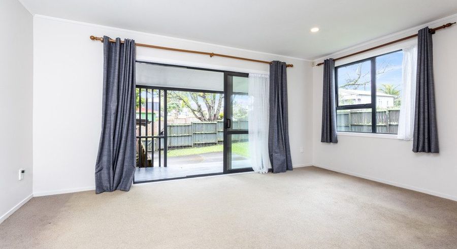  at 2 Glucina Place, Glen Eden, Waitakere City, Auckland