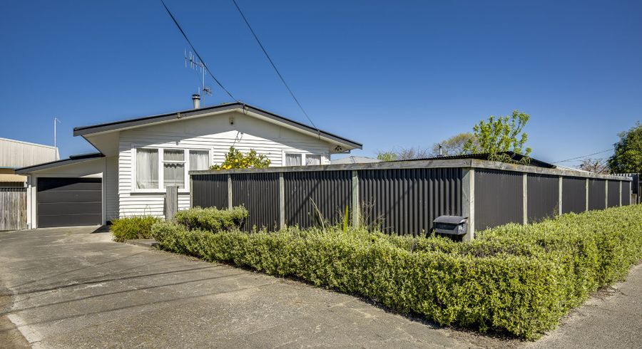  at 42 Murphy Road, Taradale, Napier
