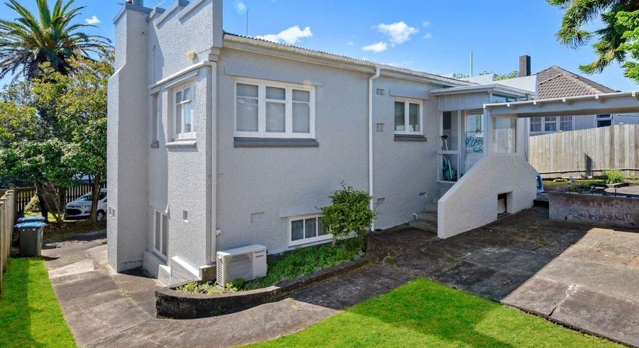  at 1/23 Te Kawa Road, One Tree Hill, Auckland City, Auckland