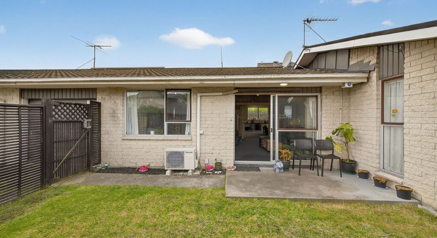  at 2/130 Edgeware Road, Edgeware, Christchurch City, Canterbury