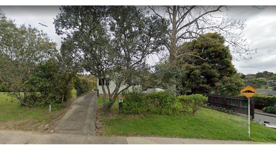  at 54 Hilling Street, Titirangi, Auckland