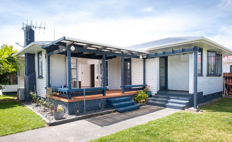  at 27 Magdalen Crescent, Pirimai, Napier