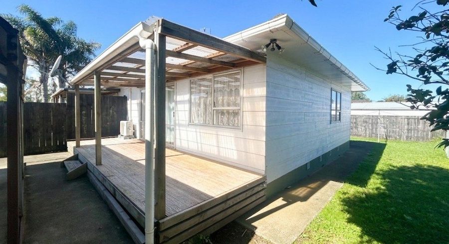  at 2/29 Mon Desir Place, Manurewa, Manukau City, Auckland