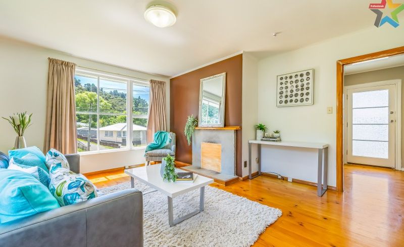  at 49 Delaney Drive, Stokes Valley, Lower Hutt