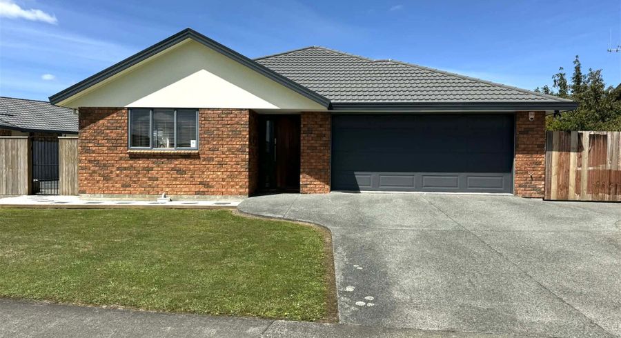  at 42  Peter Hall Drive, Kelvin Grove, Palmerston North, Manawatu / Whanganui