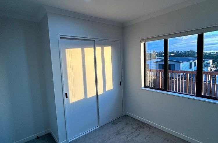  at 14 Southridge Road, Flat Bush, Manukau City, Auckland