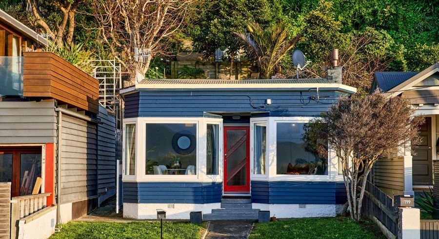  at 197 Marine Parade, Seatoun, Wellington