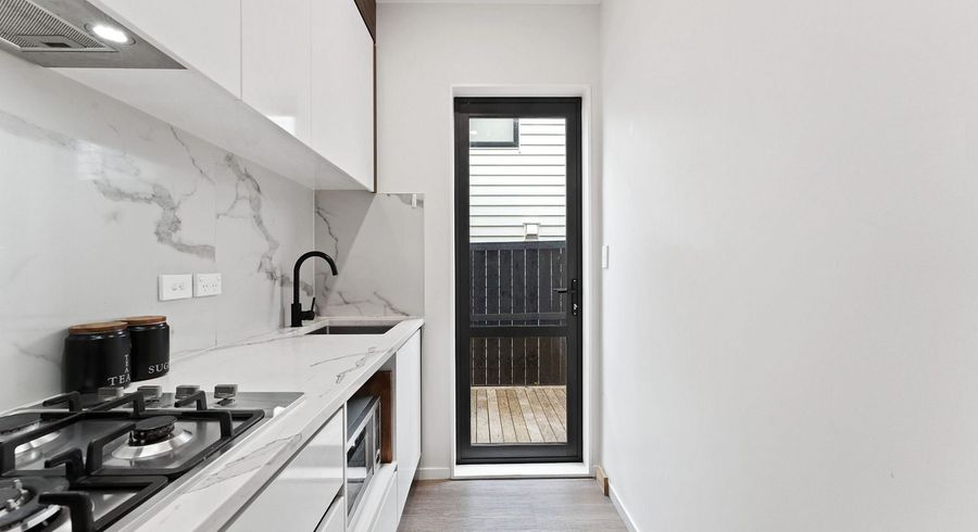 at 82 Charlestown Drive, Flat Bush, Manukau City, Auckland