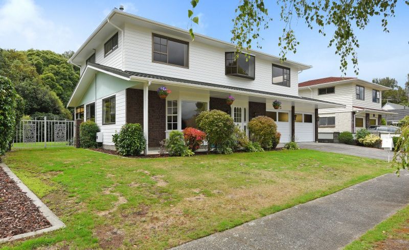  at 138 California Drive, Totara Park, Upper Hutt