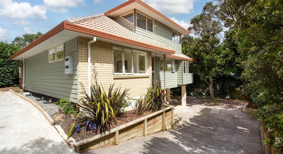  at 121C Ocean View Road, Hillcrest, North Shore City, Auckland