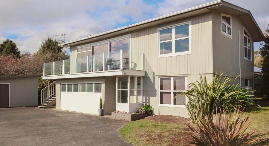  at 4 Weka Road, Waipahihi, Taupo
