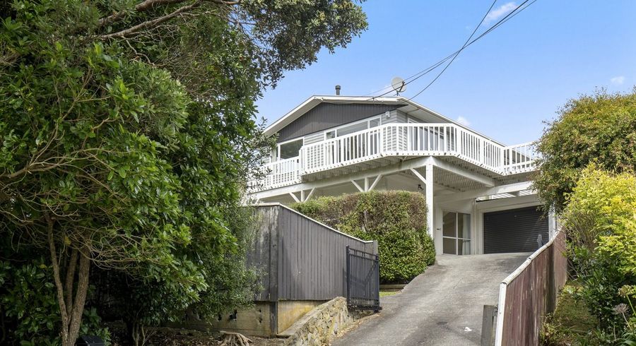  at 3 Kahikatea Grove, Paparangi, Wellington, Wellington