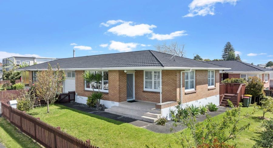  at 39 Kenderdine Road, Papatoetoe, Manukau City, Auckland