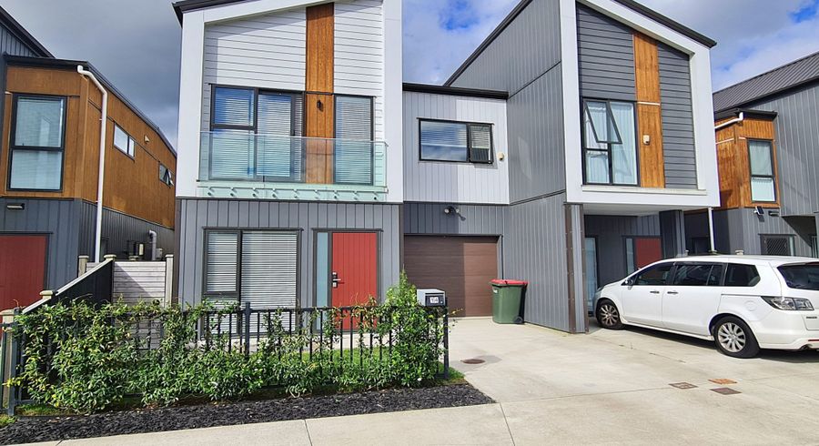  at 14 Hearth Street, Flat Bush, Manukau City, Auckland