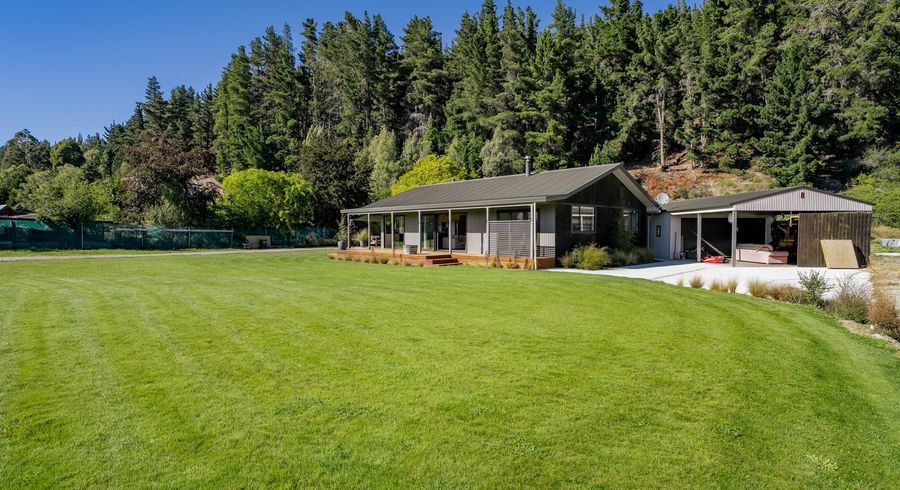  at 8 Kingan Road, Luggate, Wanaka, Otago