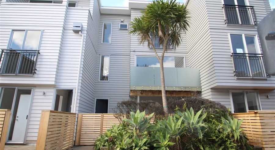  at 92/32 Edwin Street, Mount Eden, Auckland City, Auckland