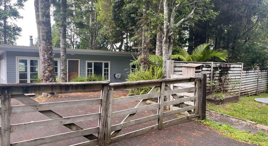  at 26 Tainui Road, Titirangi, Waitakere City, Auckland