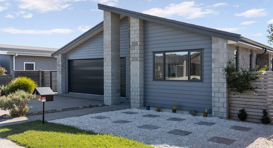  at 12 Augusta Rise, Omokoroa