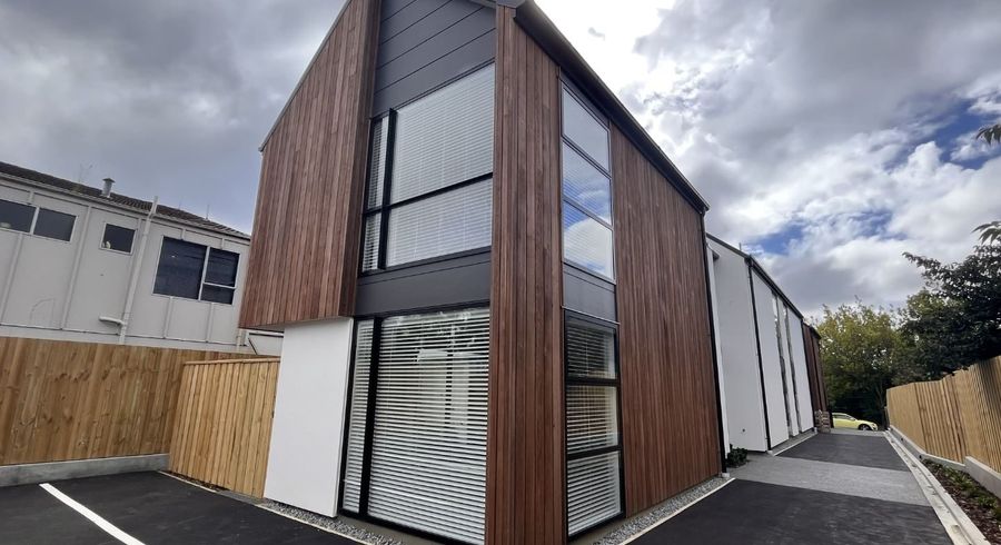  at 4/10 Hurley Street, Christchurch Central, Christchurch