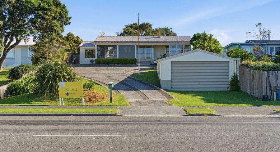  at 684 Papamoa Beach Road, Papamoa Beach, Tauranga, Bay Of Plenty