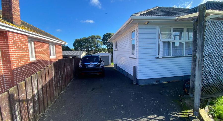  at 24 Farrelly Avenue, Mount Roskill, Auckland City, Auckland