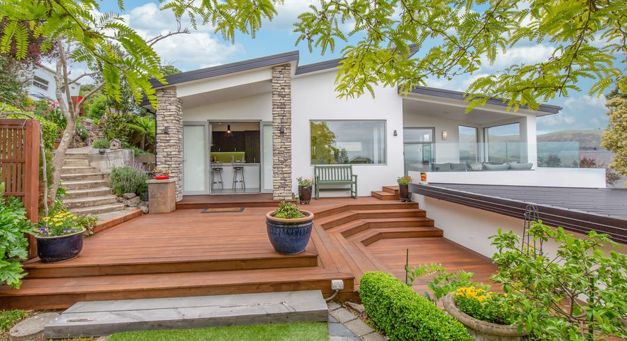  at 3 Challis Place, Mount Pleasant, Christchurch