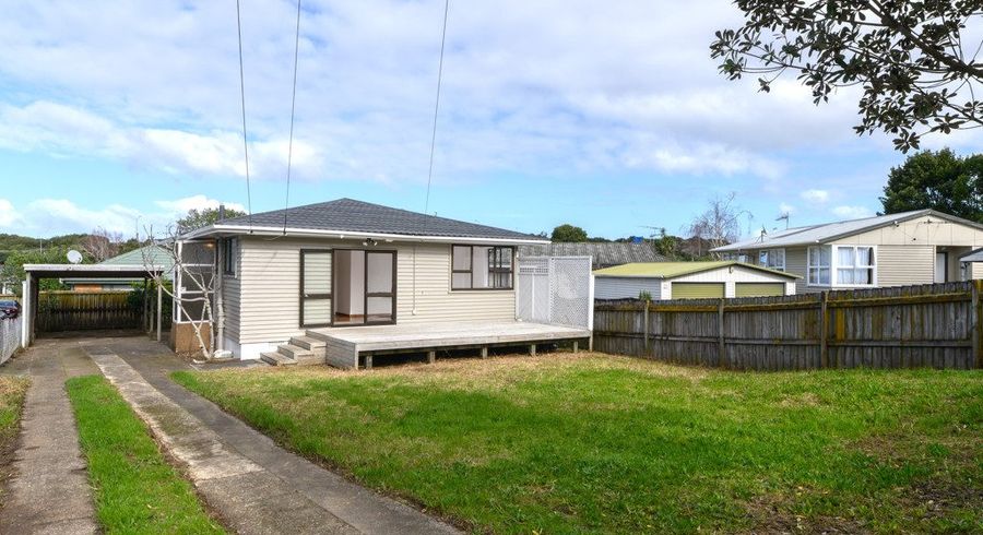  at 5 Johnston Road, Mount Wellington, Auckland City, Auckland