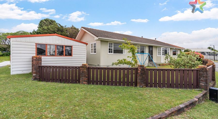  at 32 Invercargill Drive, Kelson, Lower Hutt