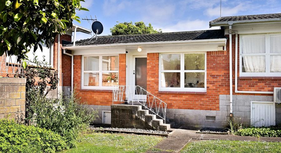  at 6/12 Raines Avenue, Forrest Hill, North Shore City, Auckland