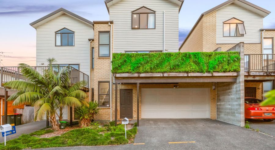  at 27/172 Mcleod Road, Te Atatu South, Auckland