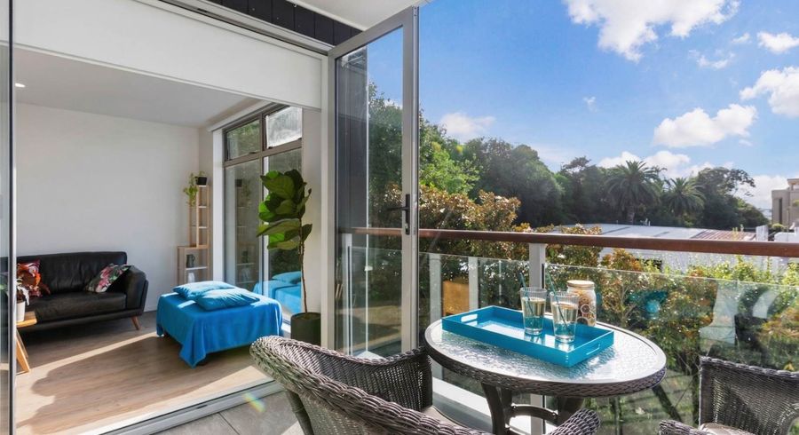  at 206/19 Bute Road, Browns Bay, North Shore City, Auckland