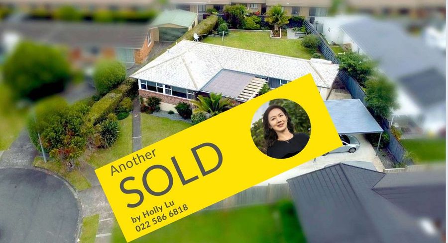  at 13 Quibray Place, Botany Downs, Auckland