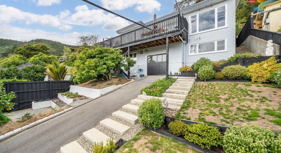  at 27 Wyndrum Avenue, Waterloo, Lower Hutt