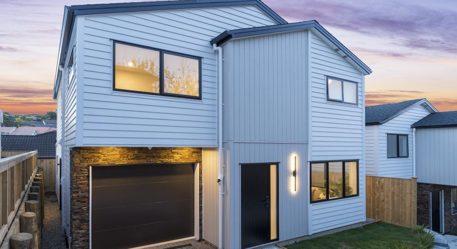  at 38b Caversham Drive, Torbay, North Shore City, Auckland