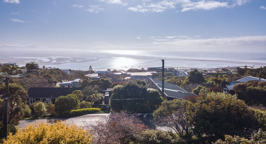  at 264 Mount Pleasant Road, Mount Pleasant, Christchurch