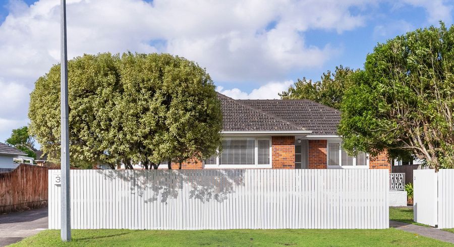  at 3 Roby Street, Te Atatu Peninsula, Waitakere City, Auckland