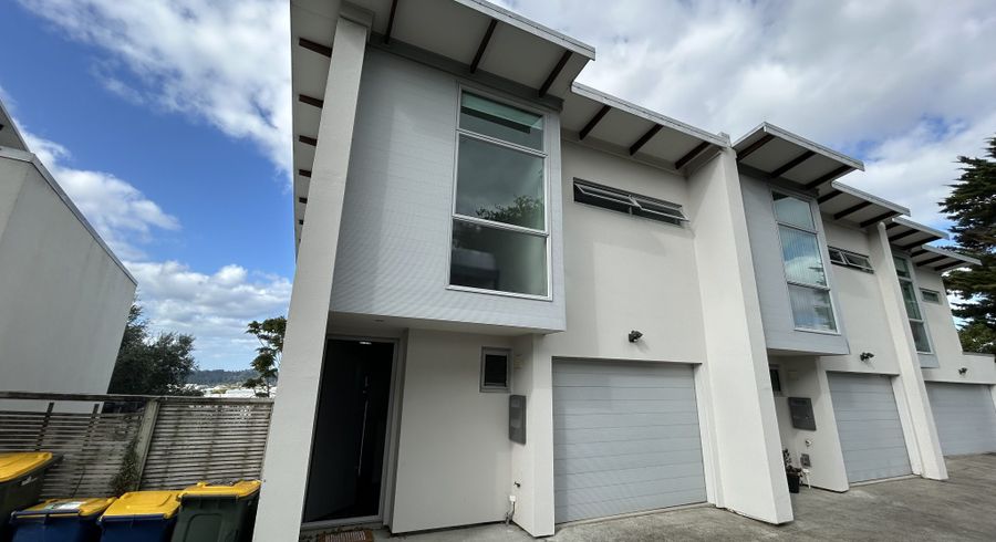  at 3/20 Schnapper Rock Road, Schnapper Rock, Auckland