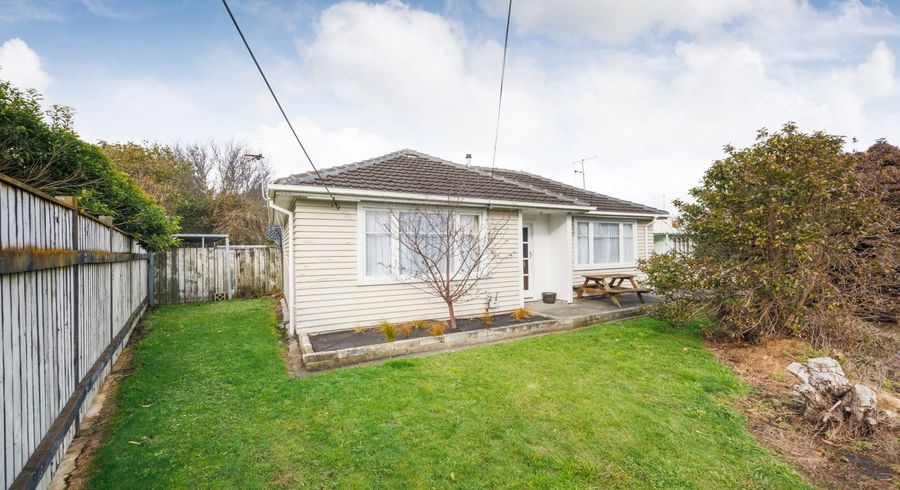  at 11 Elizabeth Street, Feilding, Manawatu, Manawatu / Whanganui