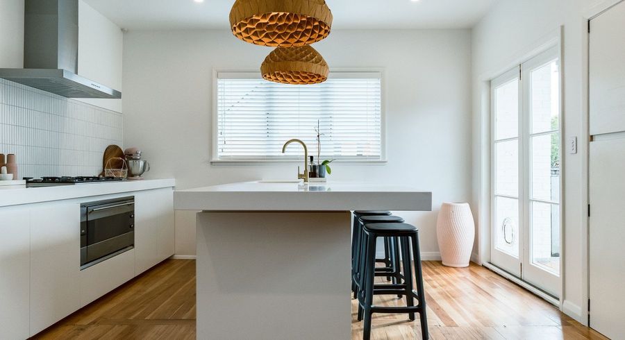  at 2 Plunket Terrace, Hamilton East, Hamilton