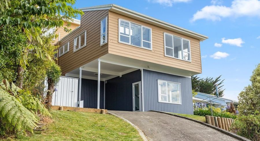  at 1 Jacaranda Grove, Maungaraki, Lower Hutt, Wellington