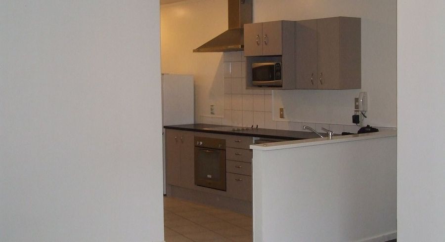  at 2/108 High Street, Lower Hutt, Lower Hutt, Wellington