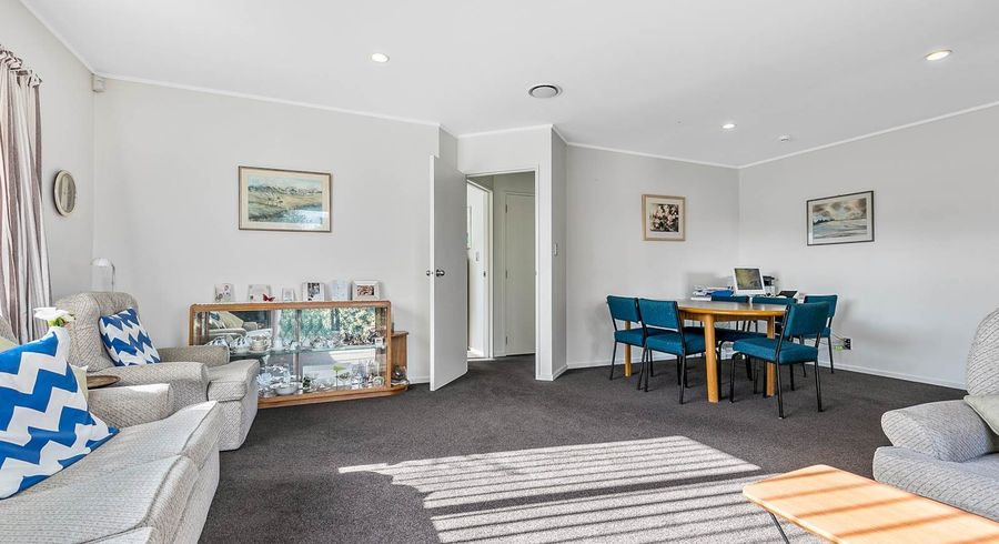  at 8 Imelda Road, Te Atatu Peninsula, Waitakere City, Auckland