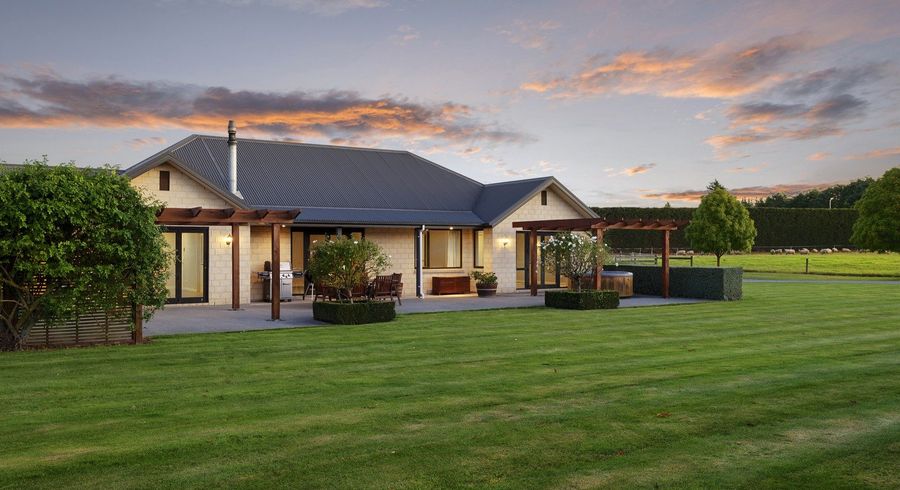  at 1/736 Sandy Knolls Road, West Melton, Selwyn, Canterbury