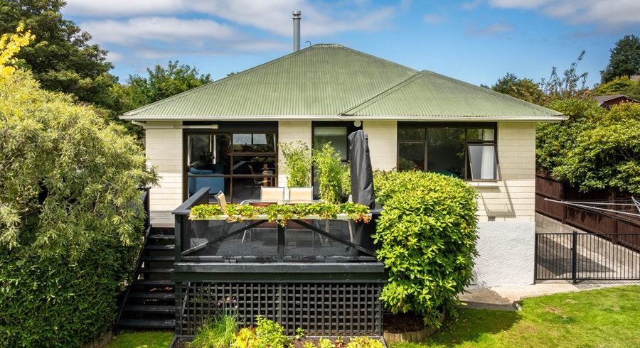  at 84 Glenross Street, Glenross, Dunedin