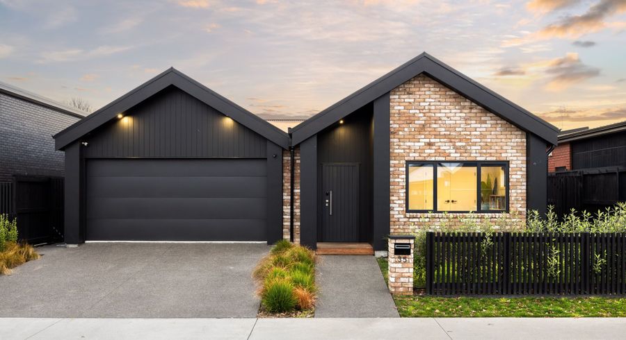  at 35 Earp Crescent, Chartwell, Hamilton, Waikato