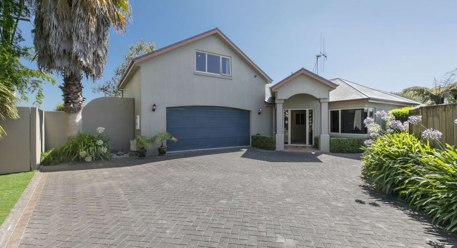  at 41 Aldona Place, Fairview Downs, Hamilton