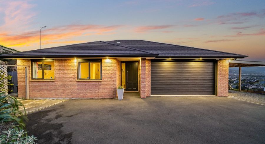  at 27 Percy Kinsman Crescent, Riverstone Terraces, Upper Hutt