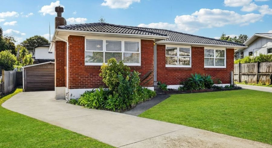  at 12 Firle Place, Green Bay, Waitakere City, Auckland