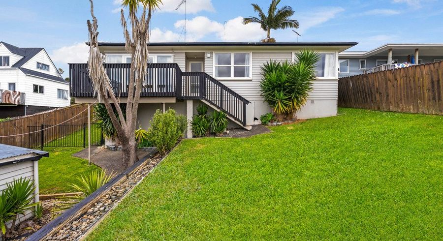  at 60 Lauderdale Road, Birkdale, North Shore City, Auckland